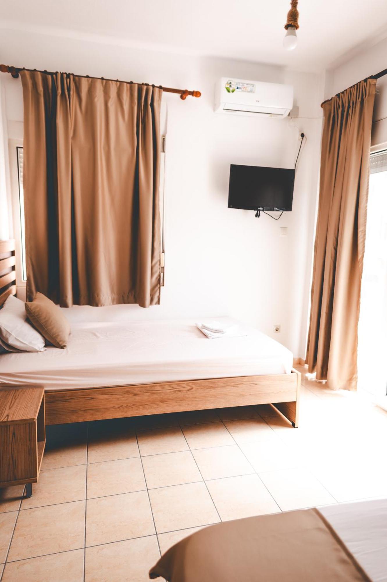 Μpasias Apartments Paralía Dış mekan fotoğraf