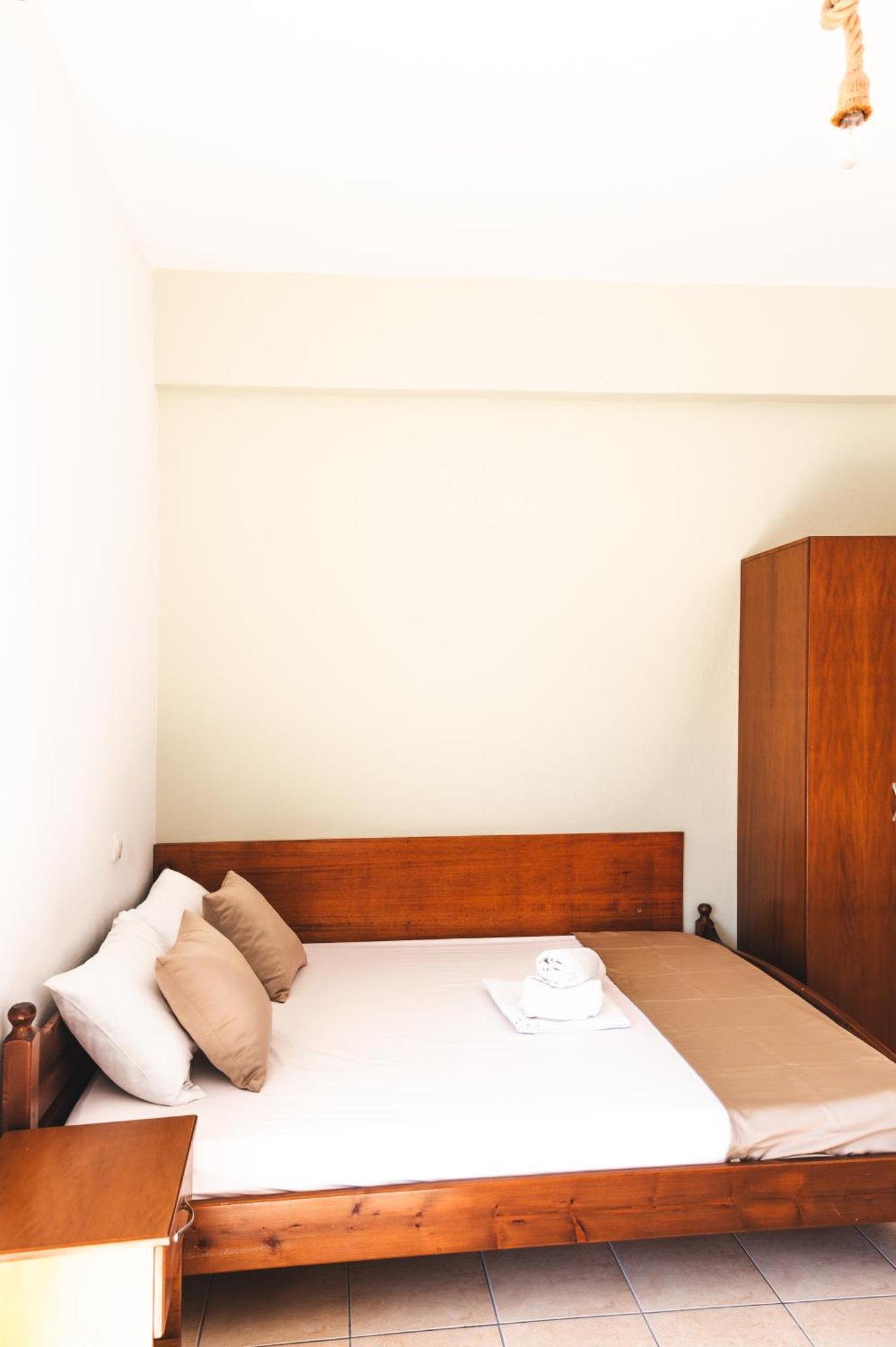 Μpasias Apartments Paralía Dış mekan fotoğraf